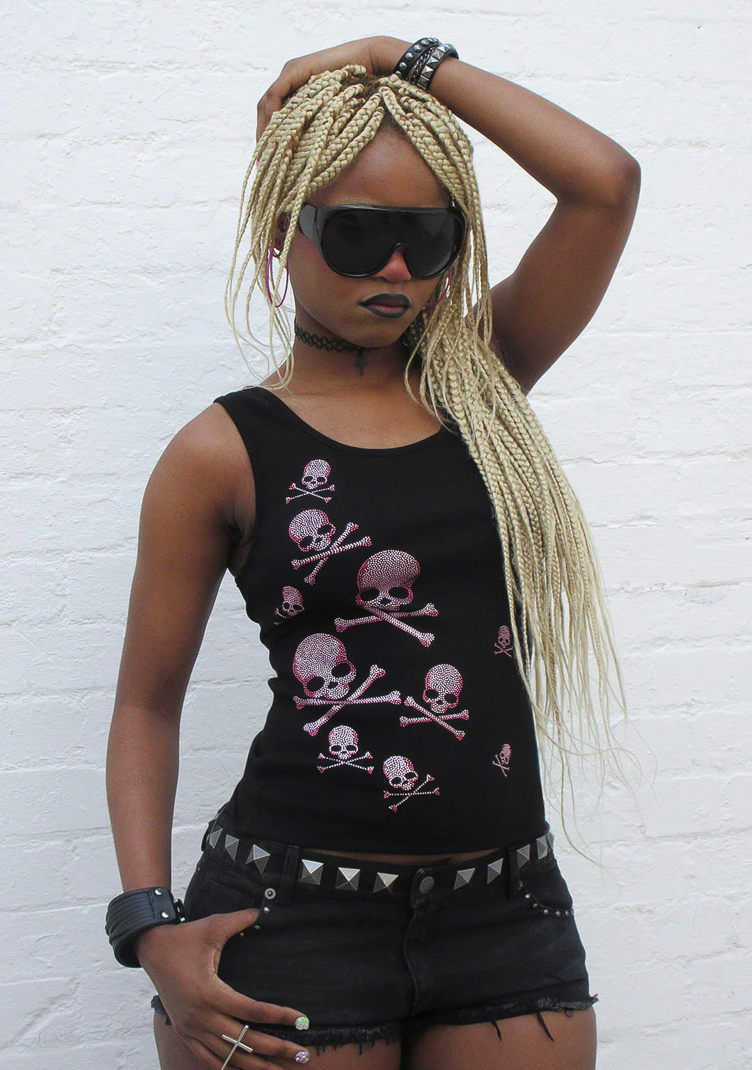 CRYPTIC RHINESTONE TANK TOP BLACK - Image 4