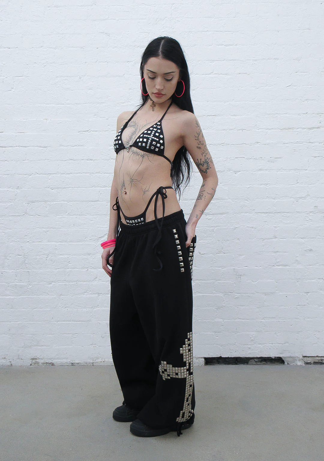FAITHFUL STUDDED TRIANGLE BIKINI TOP BLACK - Image 5