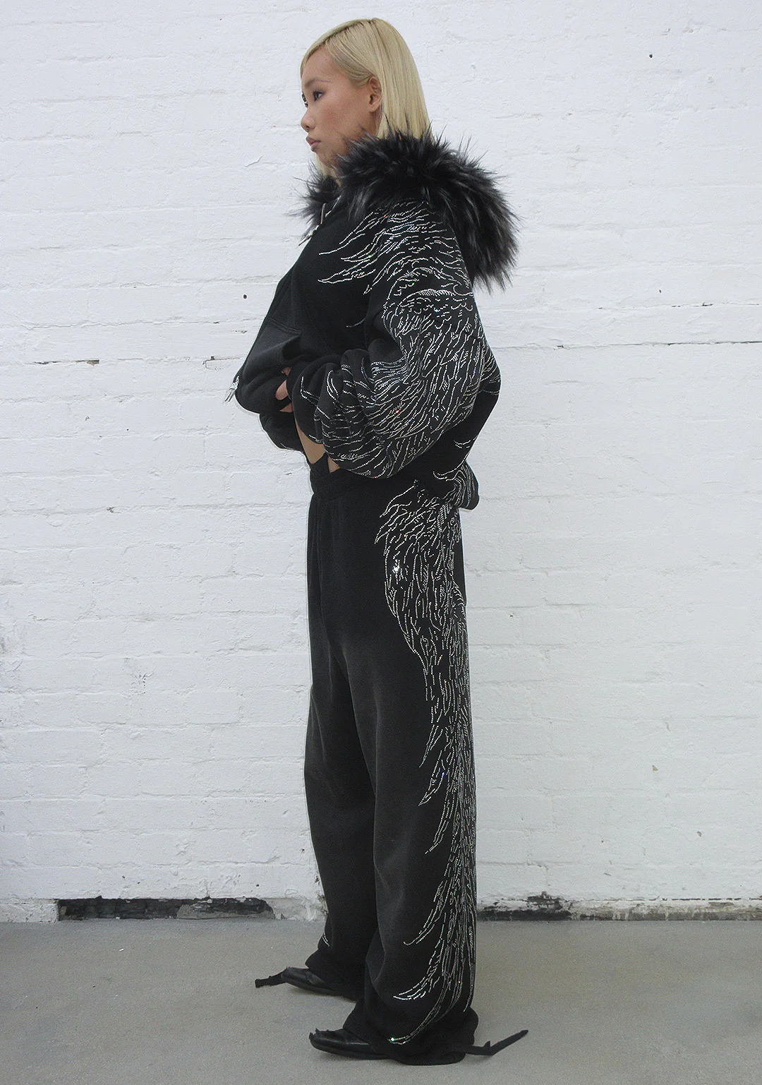 FALLEN FAUX FUR RHINESTONE ZIP HOODIE WASHED BLACK (DETACHABLE FUR) - Image 6
