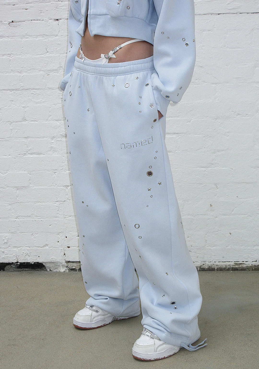 GLITCH EYELET OVERSIZED SWEATPANTS BABY BLUE - Image 3