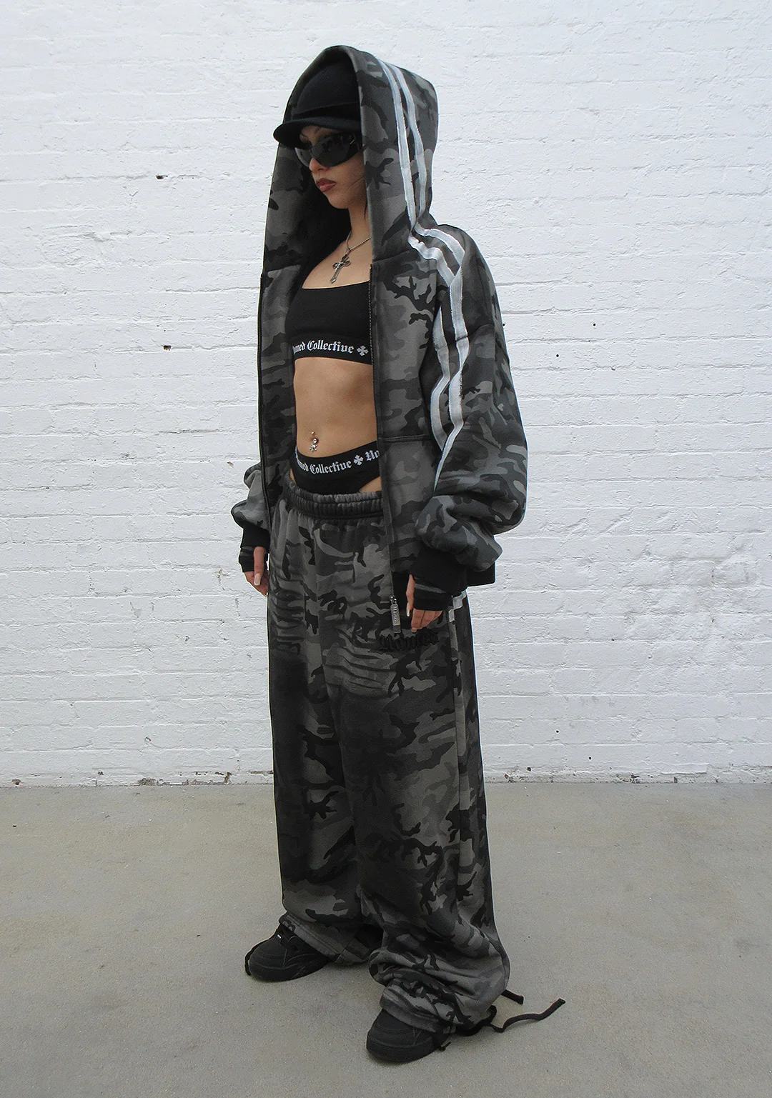 GRIME OVERSIZED SWEATPANTS GREY CAMO - Image 4