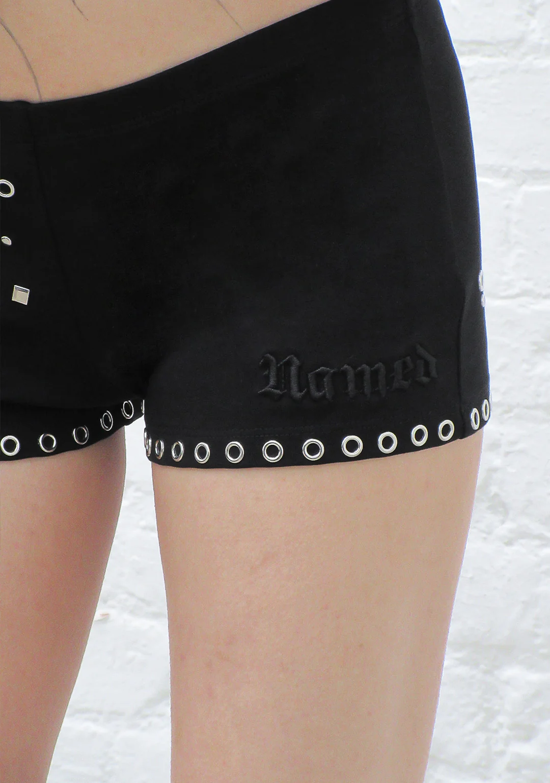 KNIGHT STUDDED MICRO HOTPANT SHORTS BLACK - Image 4