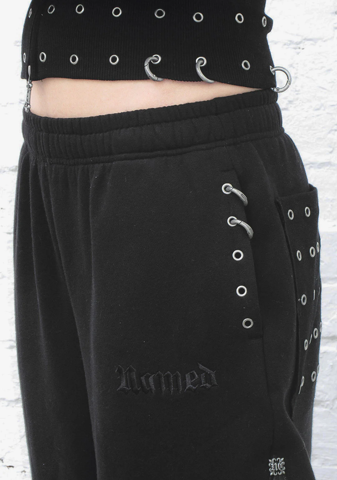MIDNIGHT STUDDED OVERSIZED SWEATPANTS BLACK - Image 4