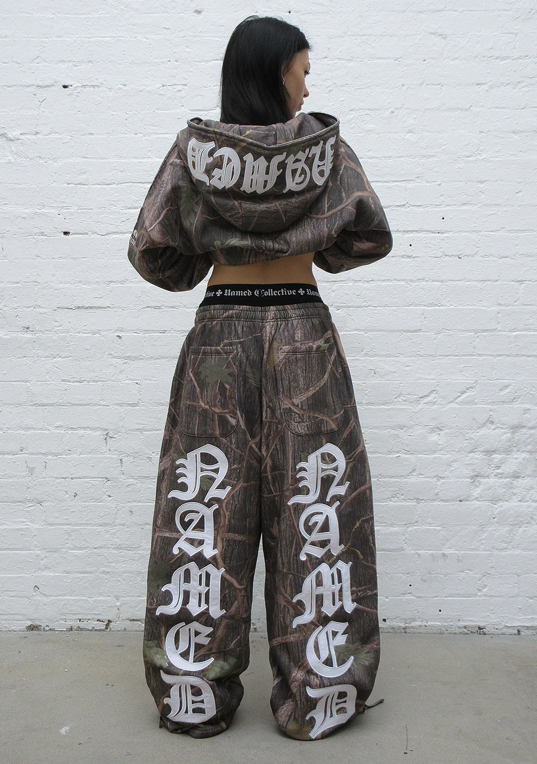 MISSION OVERSIZED SWEATPANTS TREE CAMO - Image 2