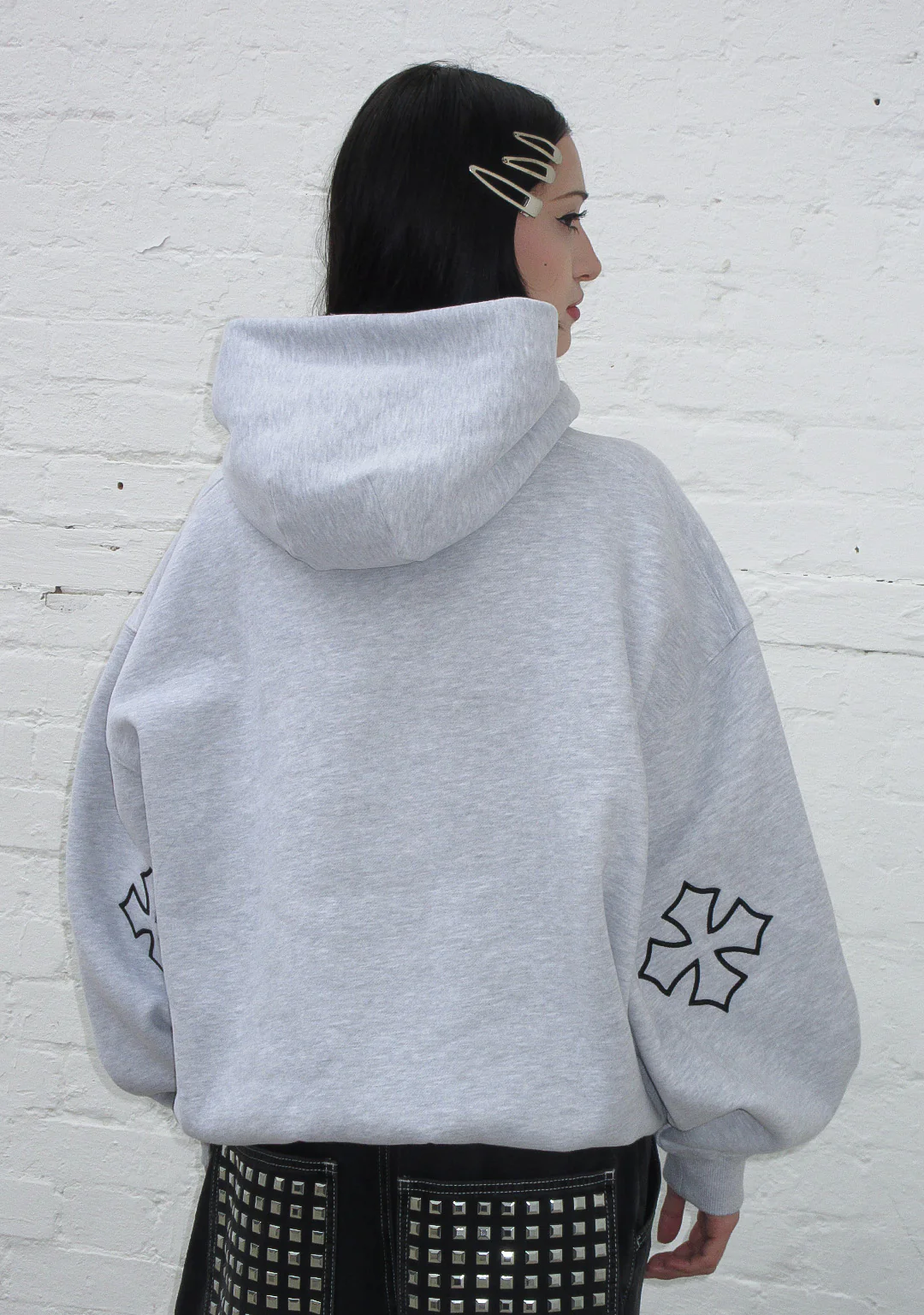 NAMED CLASSICS LOGO PULLOVER HOODIE GREY MARL - Image 3