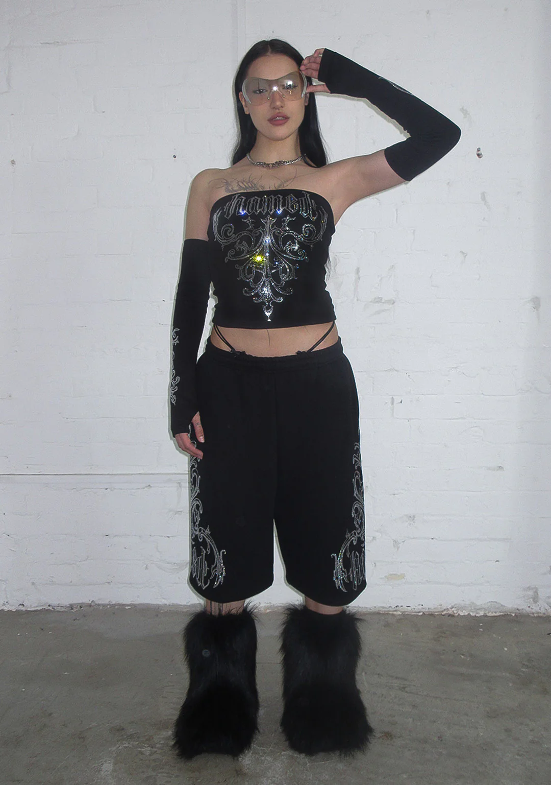 NOCTURNAL RHINESTONE THREE PIECE TUBE TOP SET BLACK (DETACHABLE SLEEVES) - Image 6