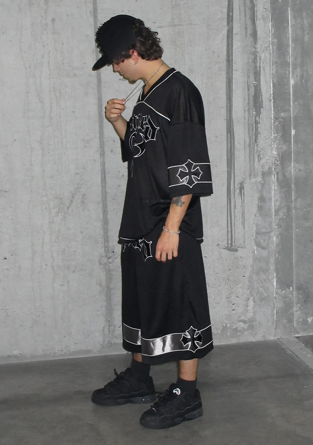 Nth ACTIVE AIRTEX MESH OVERSIZED SHORTS BLACK - Image 6