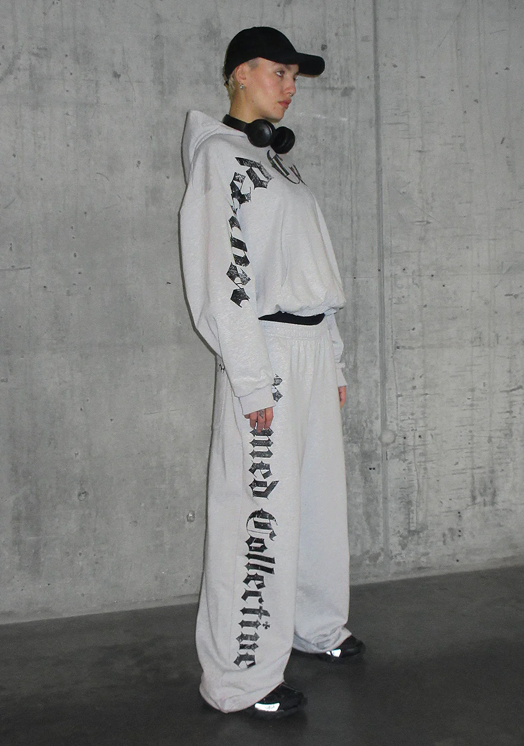 Nth ACTIVE OLD ENGLISH OVERSIZED PULLOVER HOODIE GREY MARL - Image 6