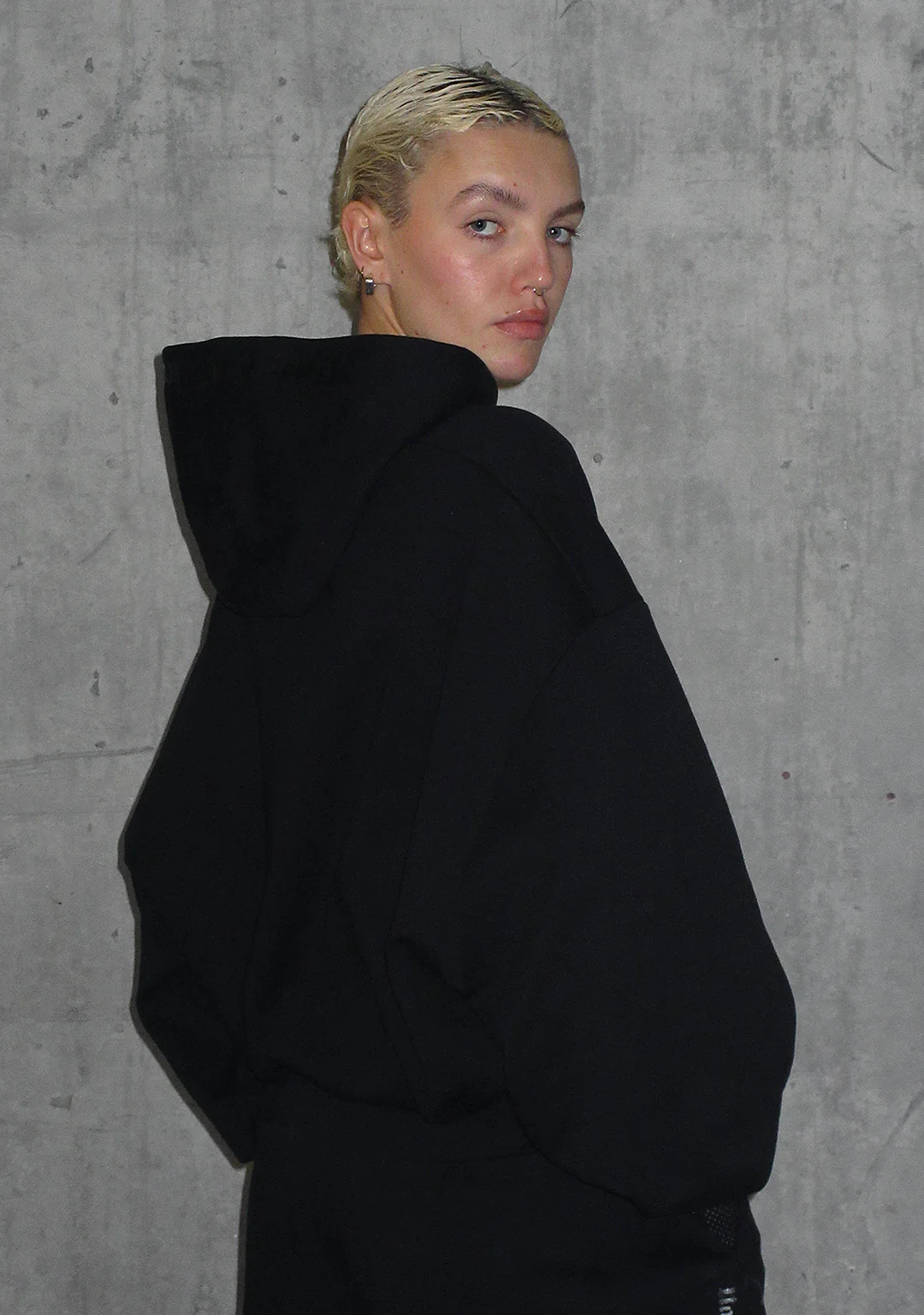 Nth ACTIVE OVERSIZED PULLOVER HOODIE BLACK - Image 4