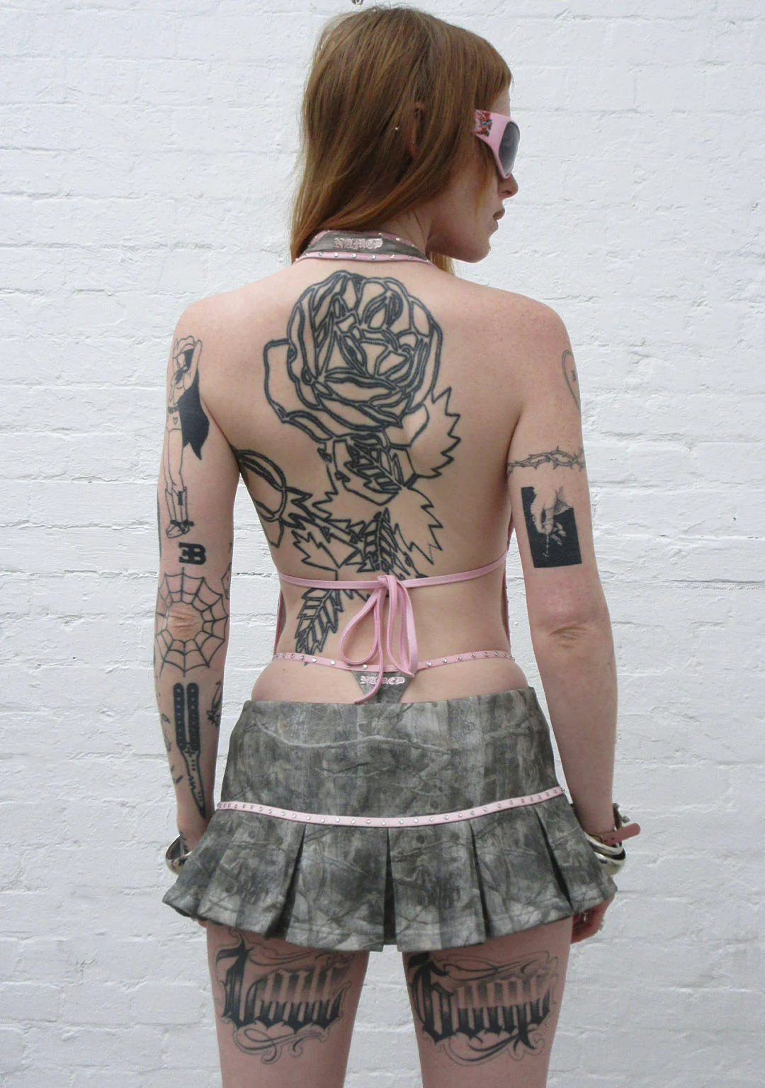SPOILT BACKLESS HALTERNECK TOP TREE CAMO - Image 3