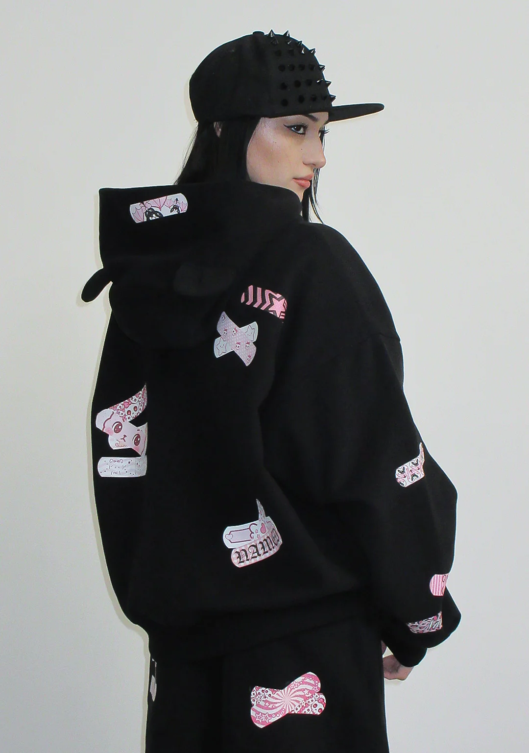 STITCH TEDDY ZIP HOODIE BLACK - Image 3