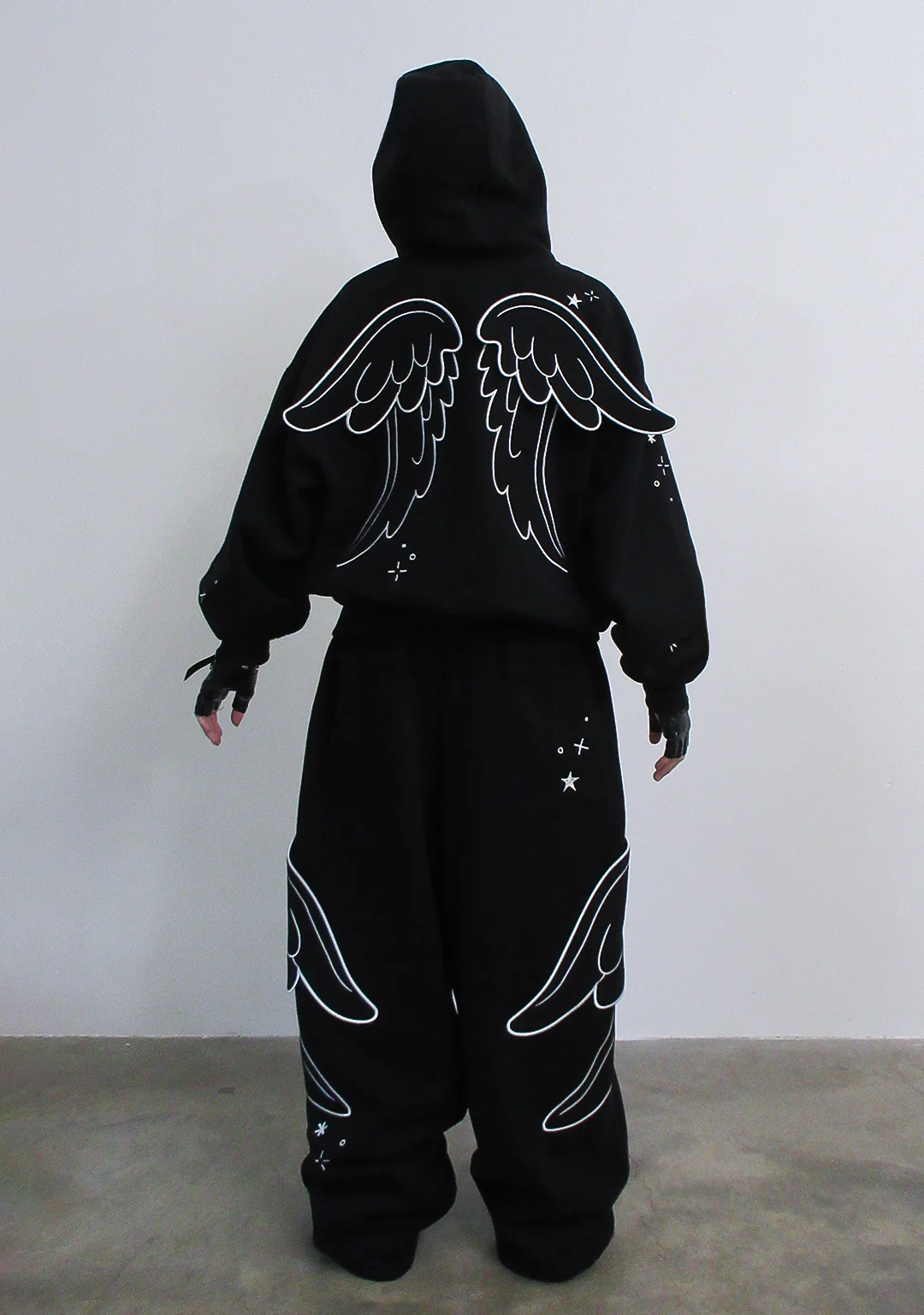 STITCH WINGS ZIP HOODIE BLACK (DETACHABLE WINGS) - Image 2