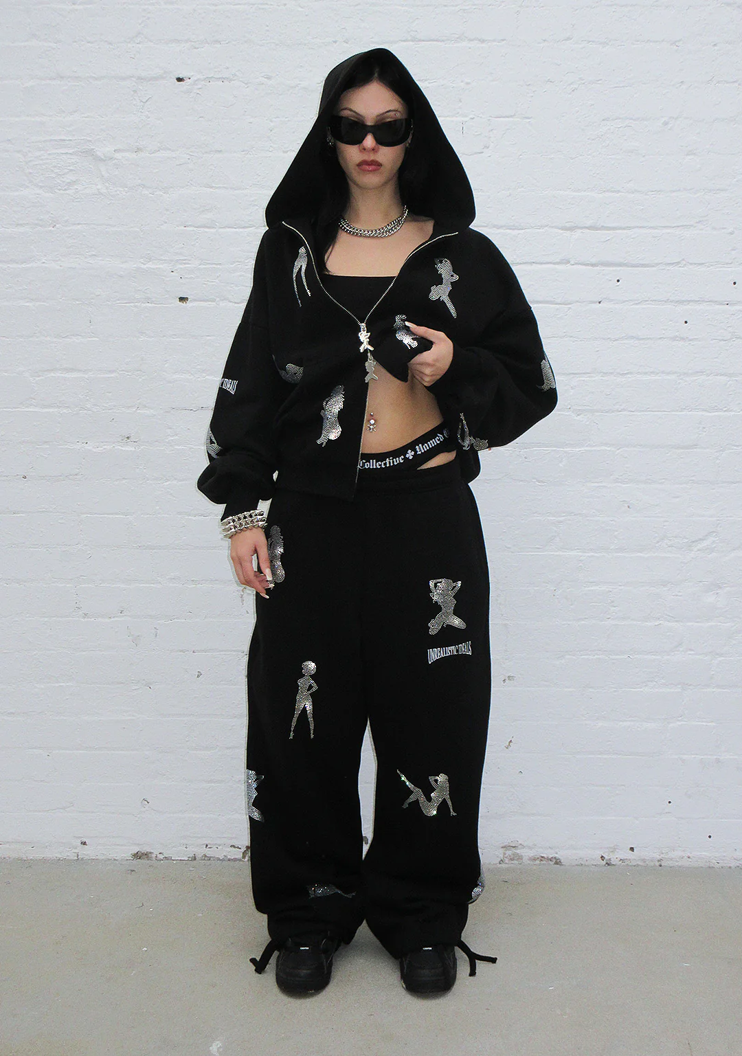 UNREALISTIC IDEALS RHINESTONE ZIP HOODIE BLACK - Image 4
