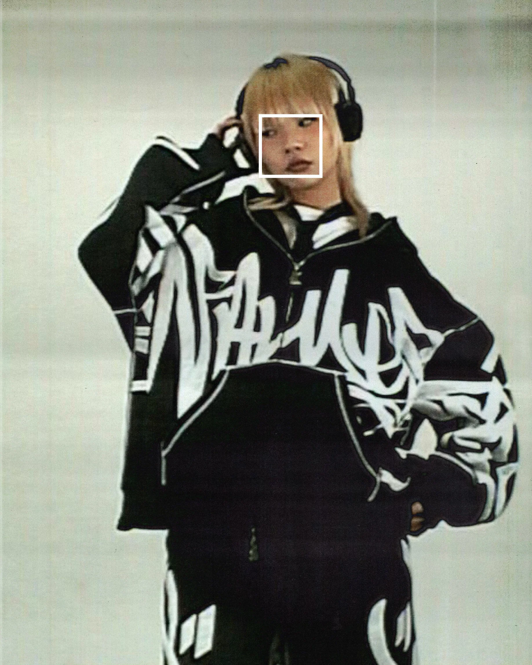 VANDALISM ZIP HOODIE STENCIL BLACK - Image 2